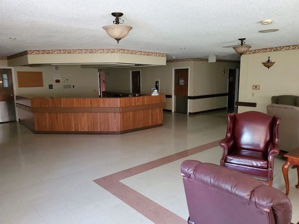 509 S Buck Rd, Le Roy, IL 61752